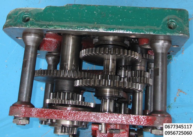 коробка скоростей станок сверлильный 2н125 2н135,коробка подач станок сверлильный 2н125 2н135,пиноль в сборе станок сверлильный 2н125 2н135, рукоятки шестерни валы пружины комплектующие замчасти станок сверлильный 2н125 2н135,Привод сверлильного станка - 2Н135.21.000, Коробка скоростей станка - 2Н135.20.000, Насос плунжерный масляный - 2Н125.24.000 для станка 2Н125,Насос плунжерный масляный - 2Н135.24.000, Коробка подач - 2Н135.30.000, Механизм управления скоростями и подачами - 2Н135.25.000,Электрошкаф - 2Н125.72.000,
Электрооборудование - 2Н135.94.000, Шпиндель в сборе - 2Н135.50.000,Система охлаждения станка - 2Н135.80.000, Сверлильная головка - 2Н135.40.000